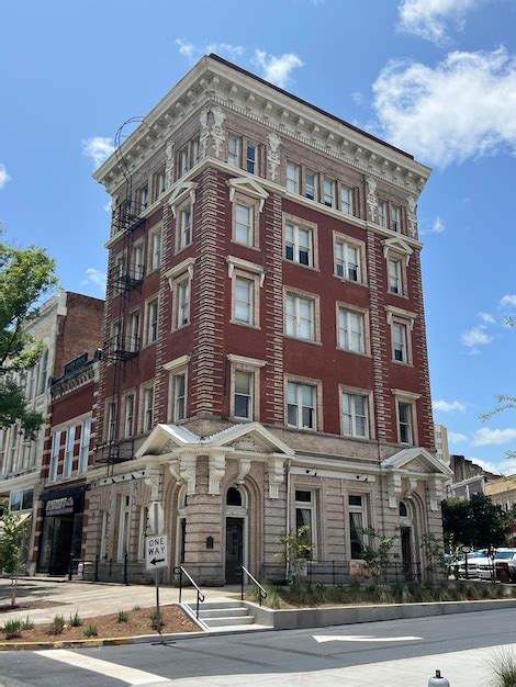Kimton's Building .